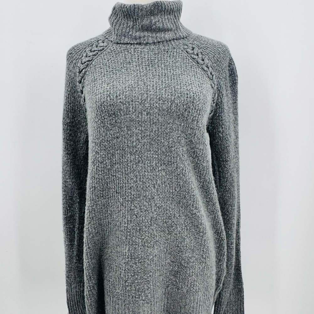 American Eagle Outfitters Gray Turtleneck Women's Sweater, Medium